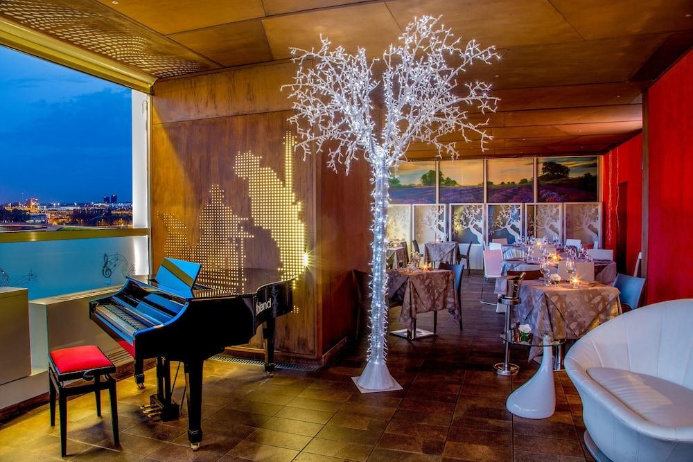 Phi Hotel Milano Baranzate Εξωτερικό φωτογραφία