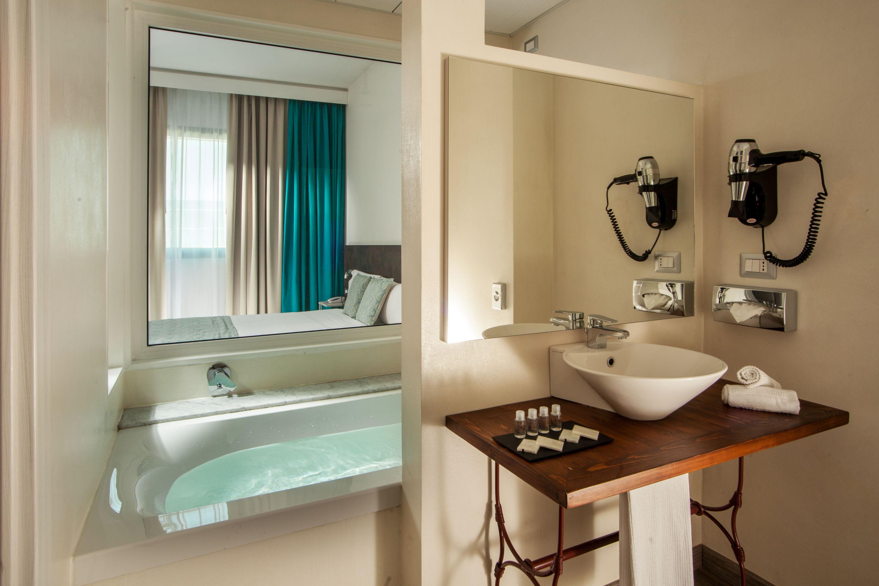 Phi Hotel Milano Baranzate Εξωτερικό φωτογραφία