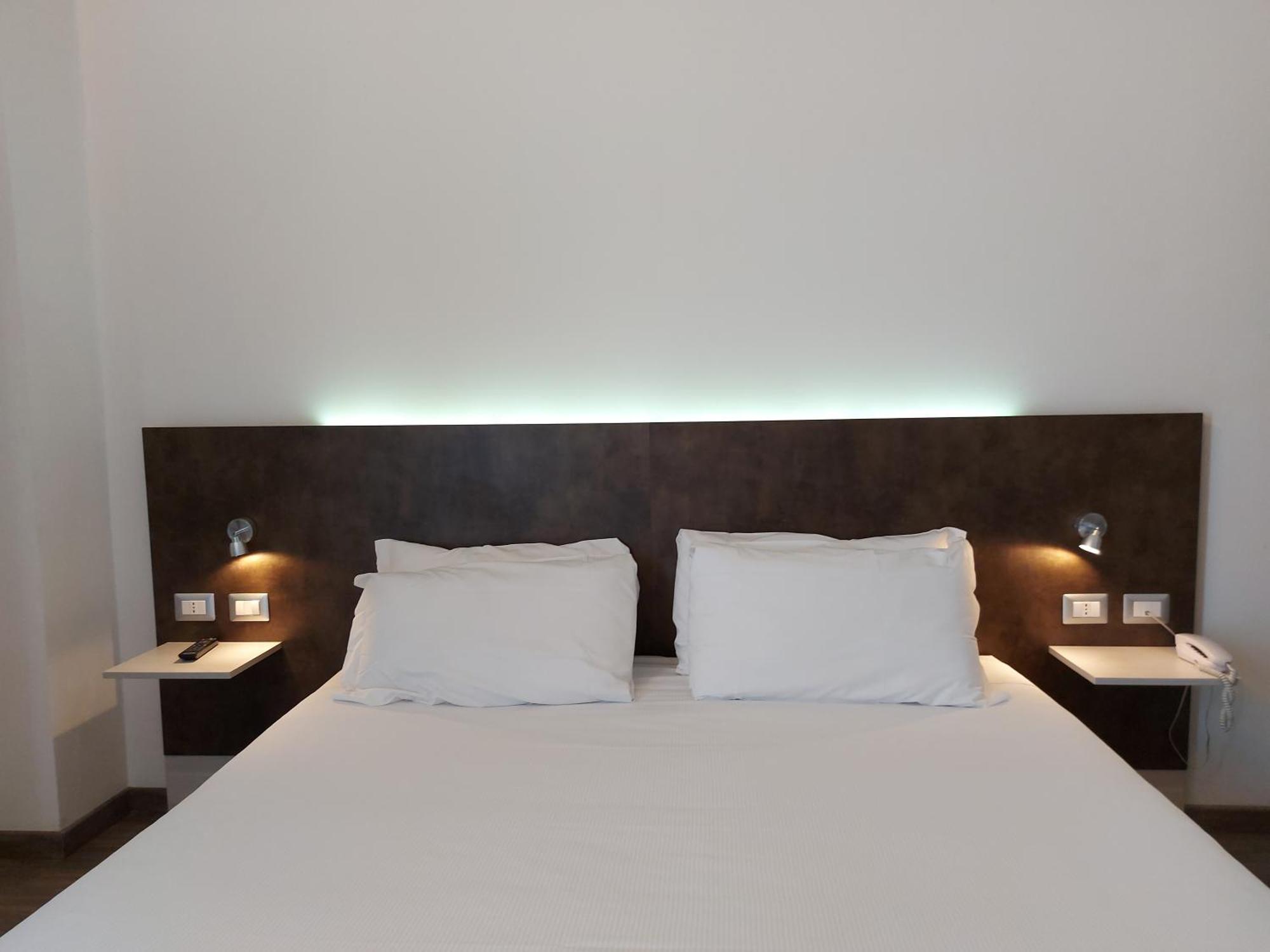 Phi Hotel Milano Baranzate Εξωτερικό φωτογραφία
