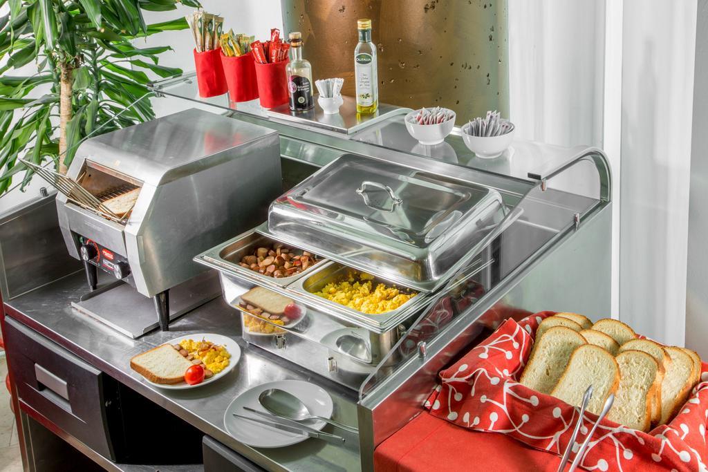 Phi Hotel Milano Baranzate Εξωτερικό φωτογραφία